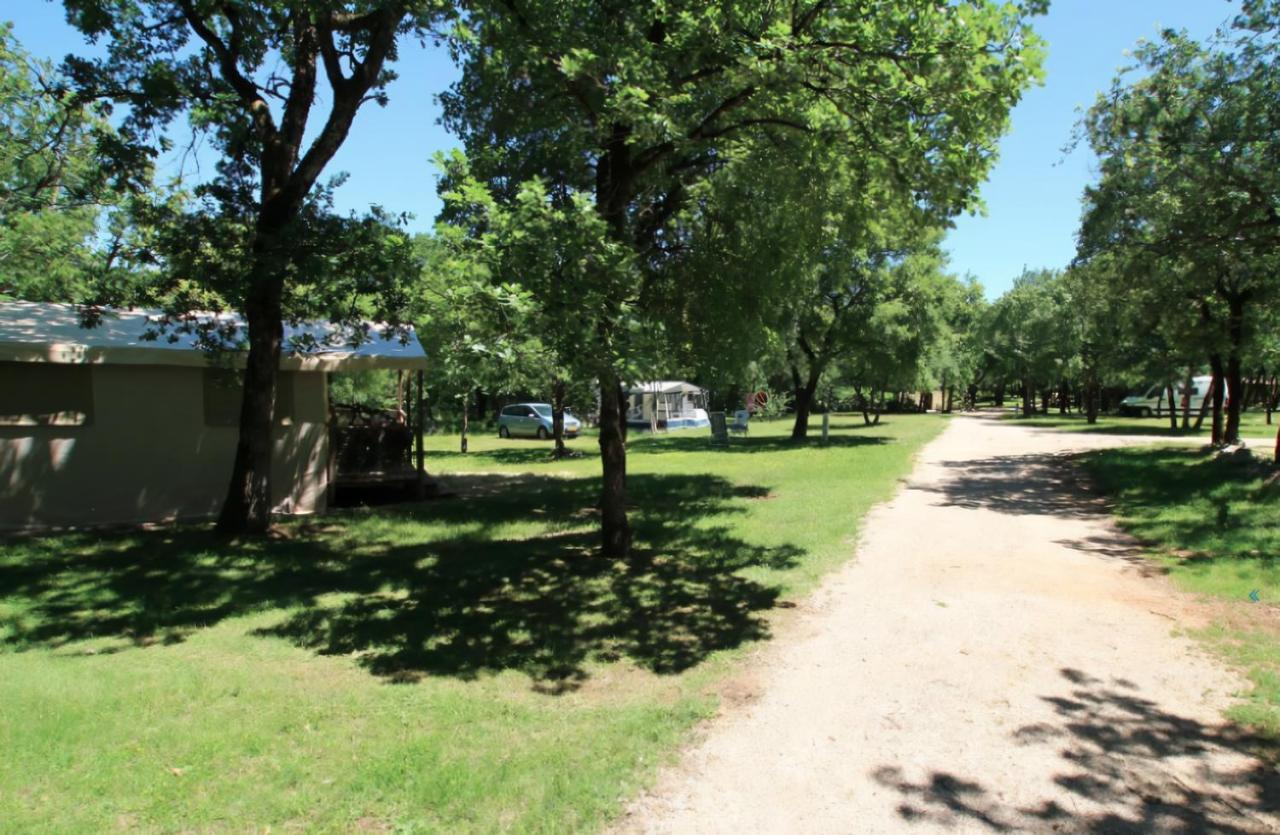 Lodges Du Bois Dodo - Ancien Camping De Bois Redon Septfonds Εξωτερικό φωτογραφία